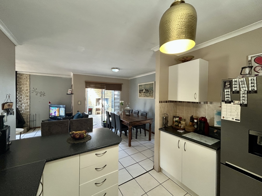 3 Bedroom Property for Sale in Jagtershof Western Cape